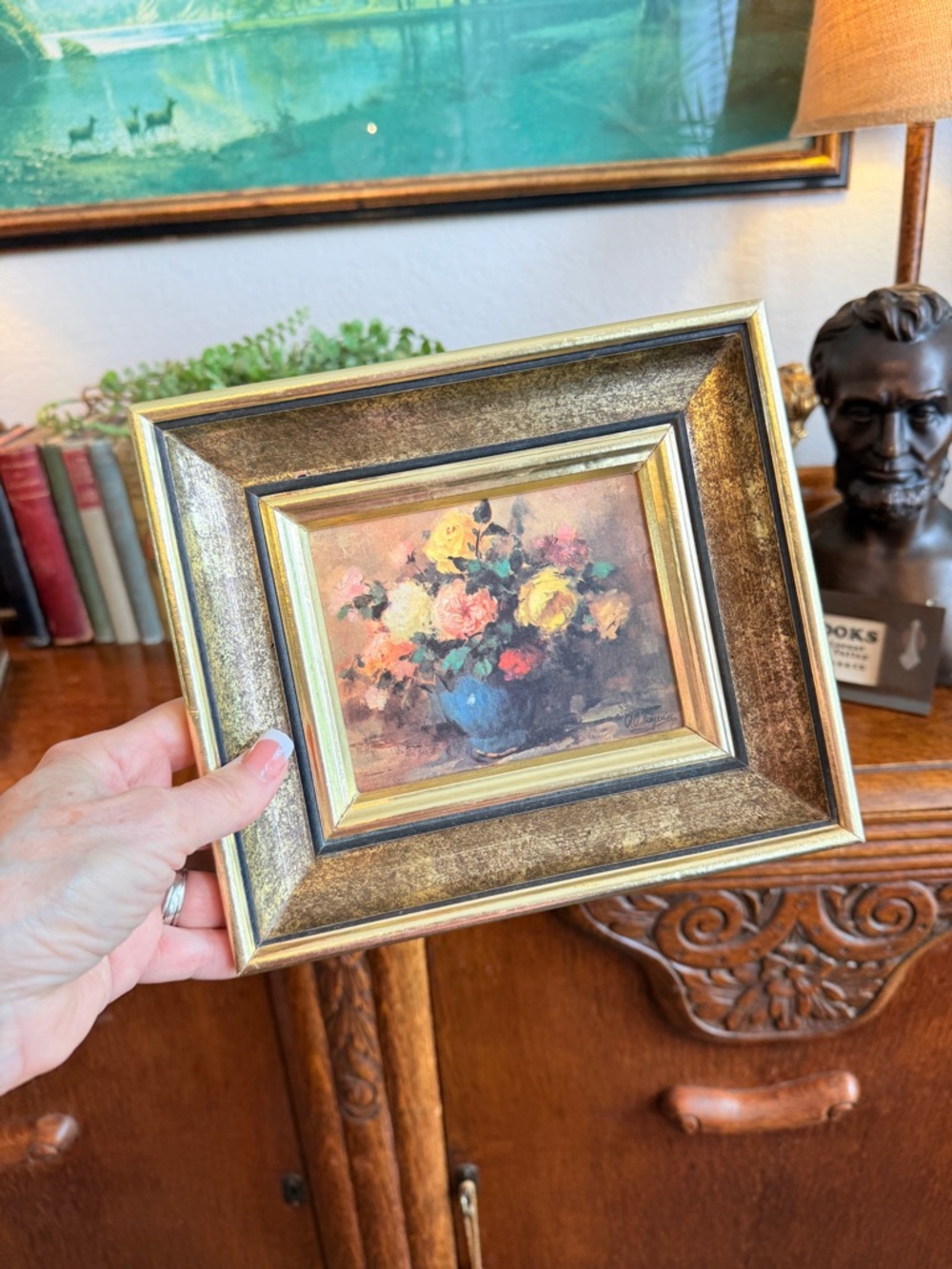 Pair of Vintage Gold wood Framed Floral Still Life Prints - Picture 9 of 15